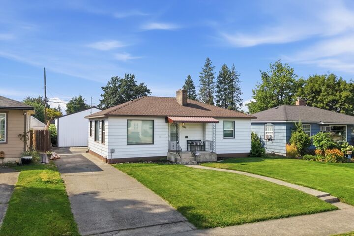 Property Photo:  3823 W Princeton Ave  WA 99205 