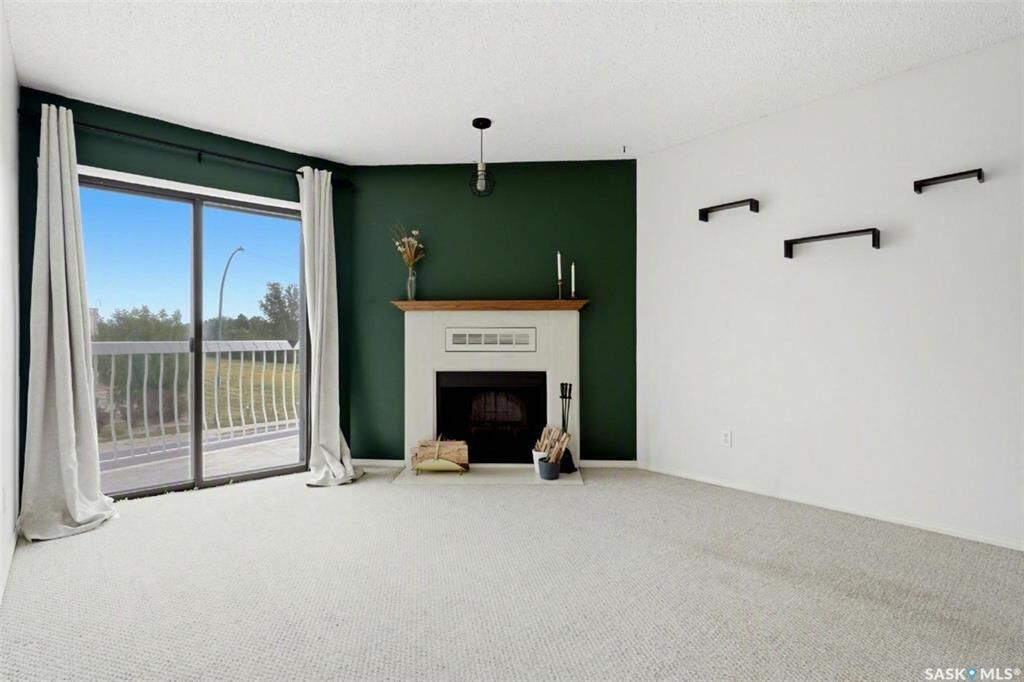 Property Photo:  6419 Rochdale Boulevard  SK S4X 2Y9 