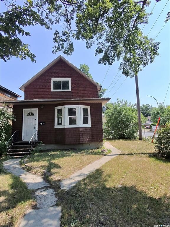 Property Photo:  1179 Retallack Street  SK S4T 2H6 