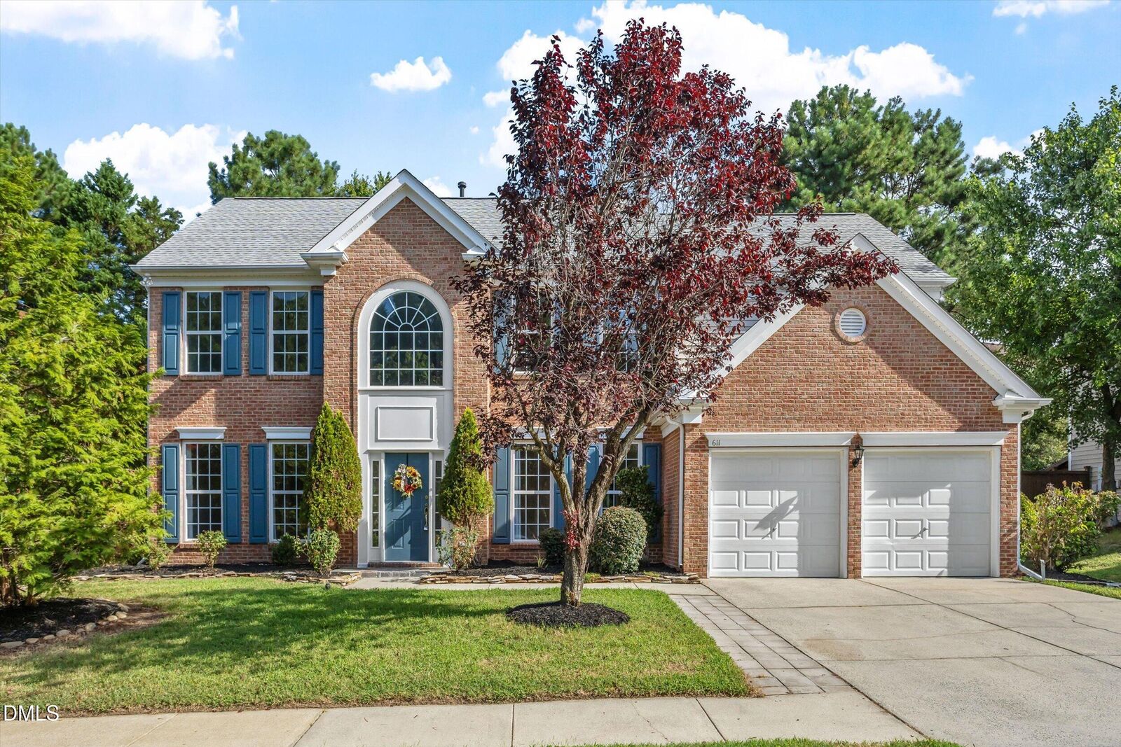 Property Photo: 611 Sherwood Forest Place NC 27519