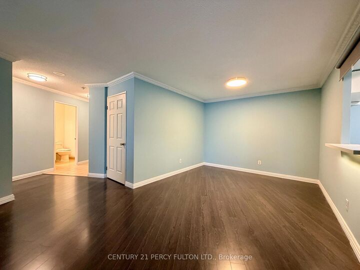 Property Photo:  175 Bamburgh Circle Ph12  ON M1W 3X8 