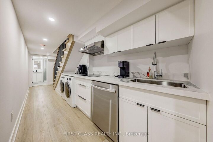 Property Photo:  431 Roxton Road Basement  ON M6G 3R5 