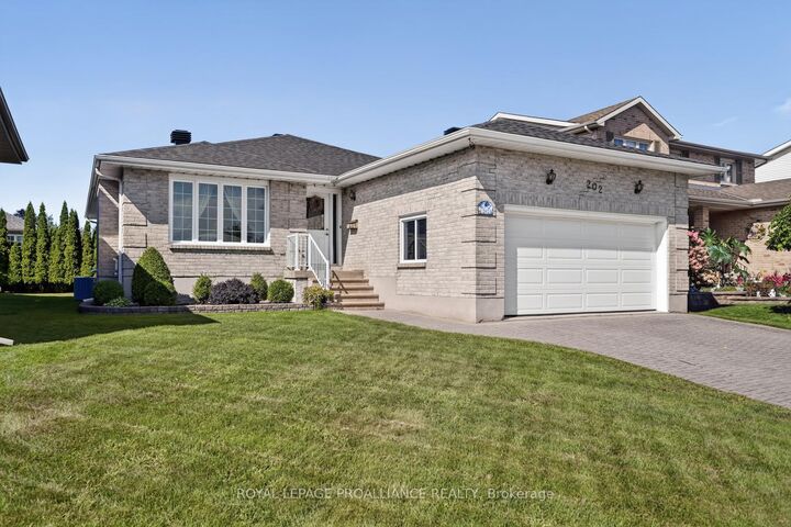 202 Beley Street — photo 1