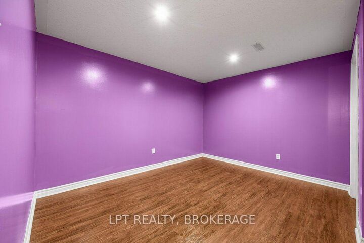 Property Photo:  8 Wilfred Crescent  ON K7K 7G9 