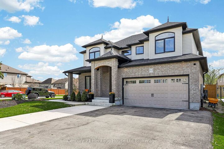 Property Photo: 717 Normandy Drive ON N4T 0C5