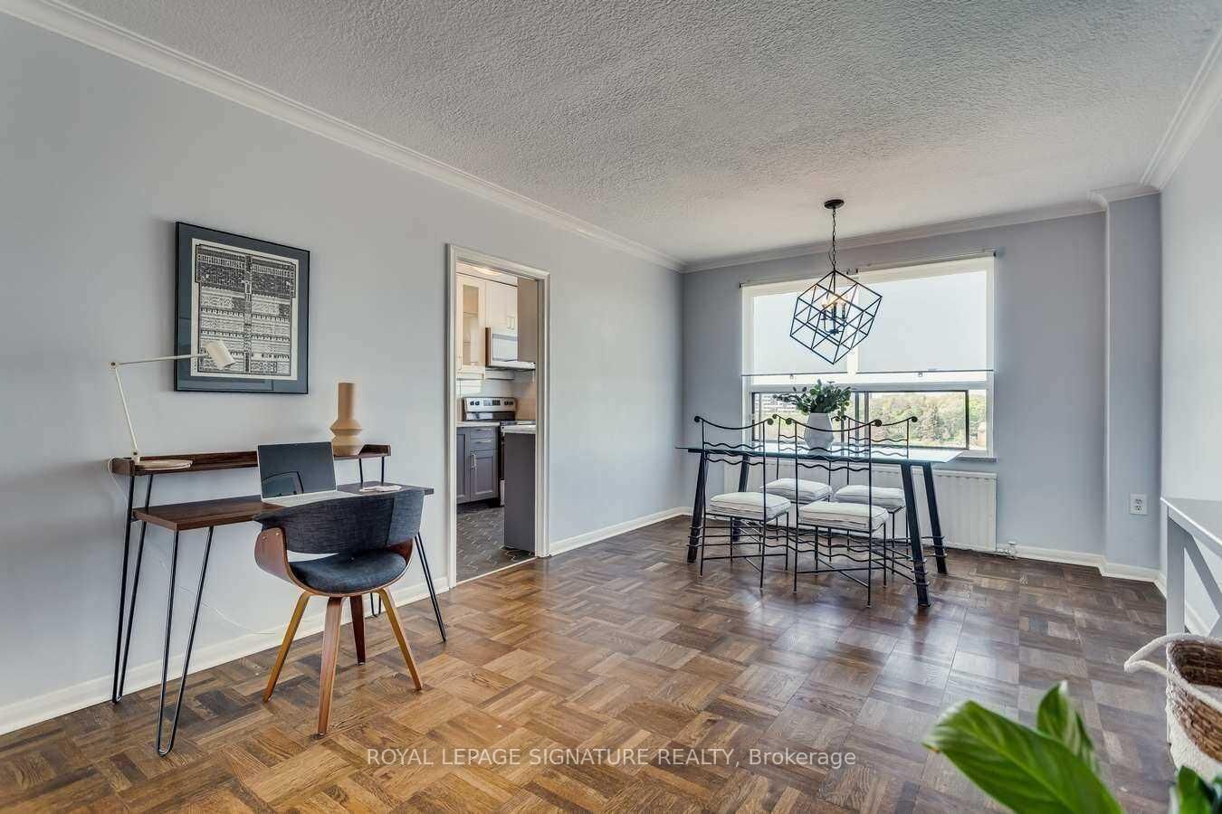 Property Photo: 660 Eglinton Avenue W 612 ON M5N 1C3