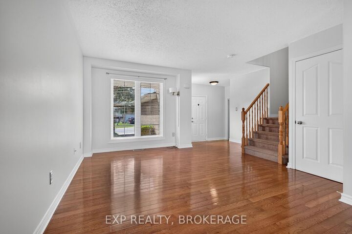 Property Photo:  1896 Berrywood Crescent  ON K7P 3G4 