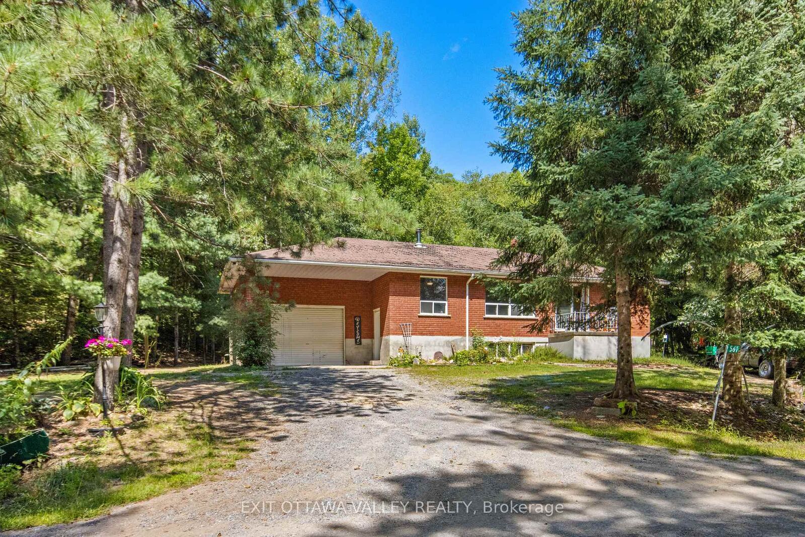 Property Photo:  561 Long Lake Road  ON K0J 1B0 