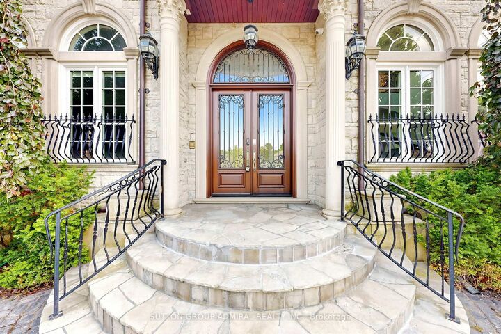 Property Photo: 187 Davidson Drive ON L4L 1M2