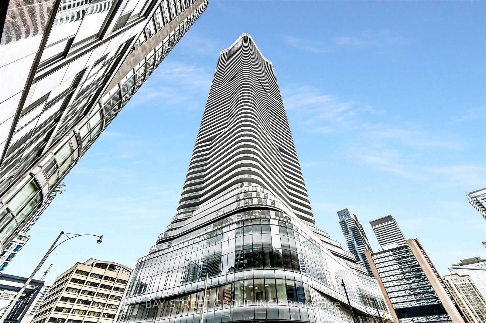 Property Photo:  11 Wellesley St W Avenue 3308  ON M4Y 1E8 