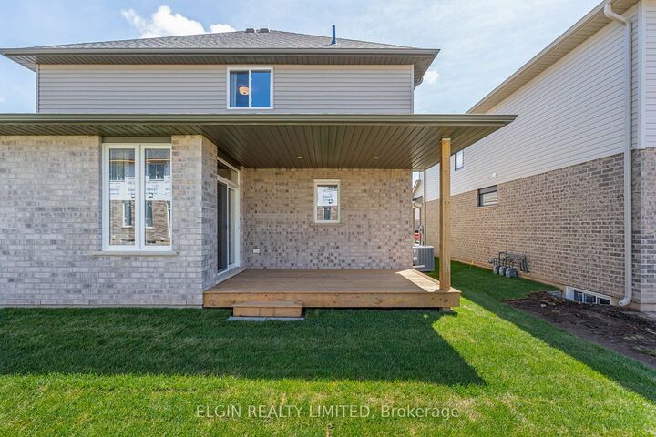 Property Photo:  3 Hemlock Crescent  ON N5H 0B9 