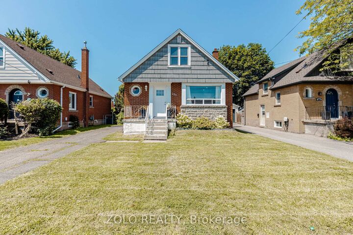 Property Photo: 236 Parkdale Avenue S ON L8K 3P6