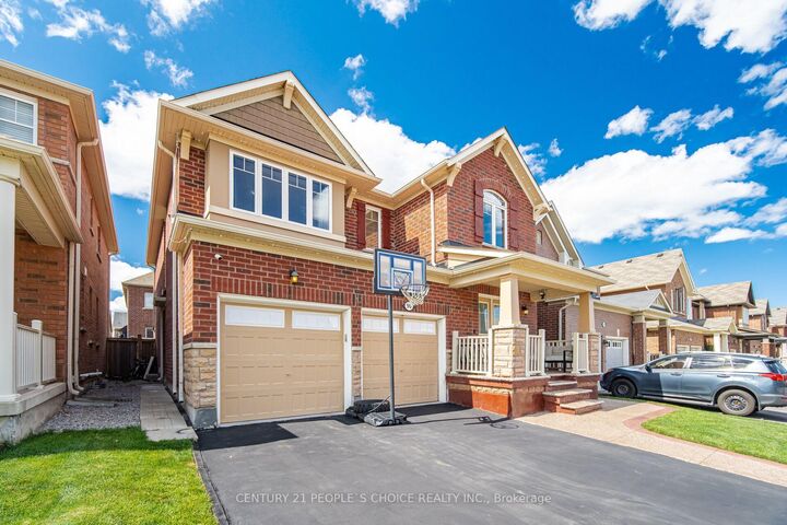 Property Photo: 96 Enford Crescent ON L7A 4C6