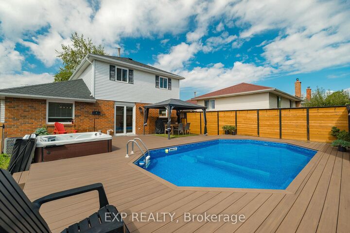 Property Photo: 22 Driftwood Drive ON N2N 3A2
