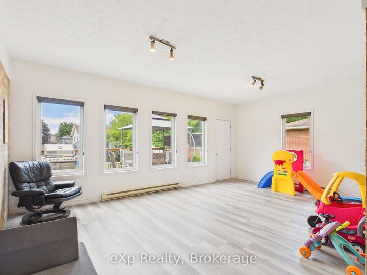 Property Photo: 1103 Marietta Street ON N0G 2X0