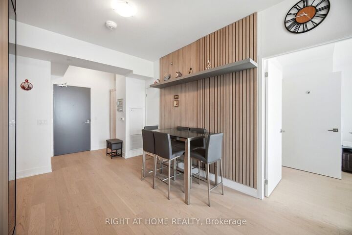 Property Photo:  2908 Highway 7 Road 1704  ON L4K 0K5 