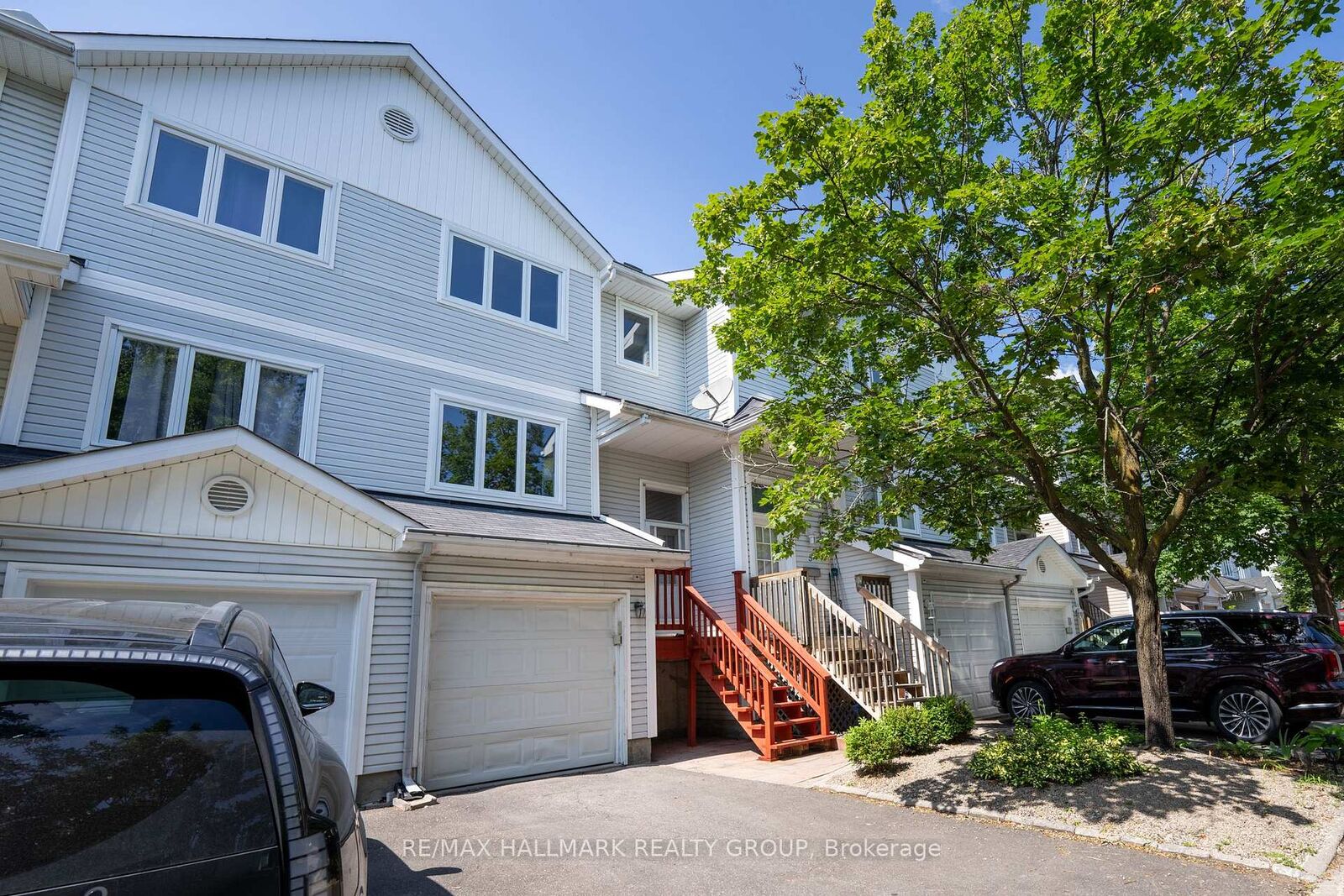 Property Photo:  3 Seth Private  ON K1K 4R6 