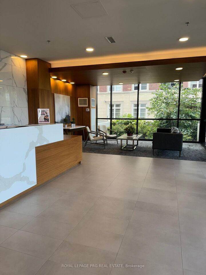 Property Photo: 50 Ann Street 401 ON L7E 1B9