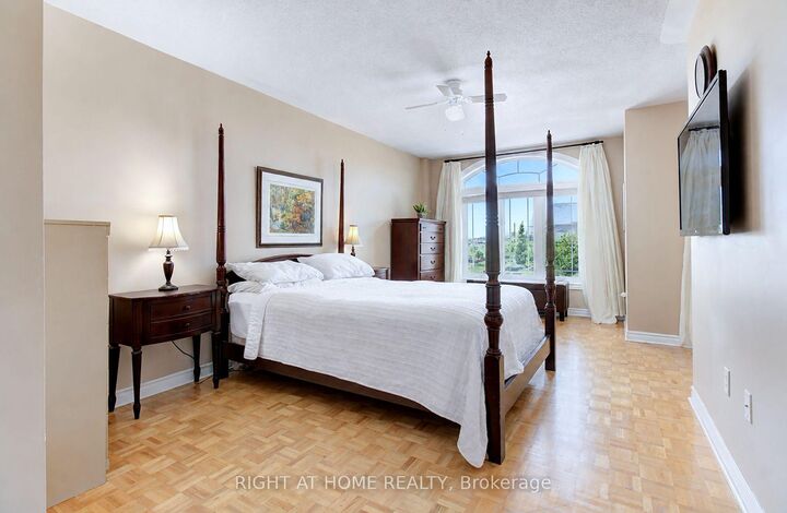 Property Photo: 116 Nasir Crescent ON L6A 3B2