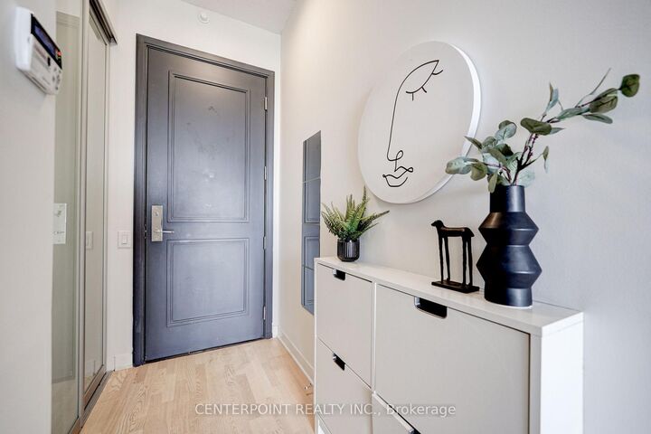 Property Photo:  88 Park Lawn Road 801  ON M8Y 0B5 