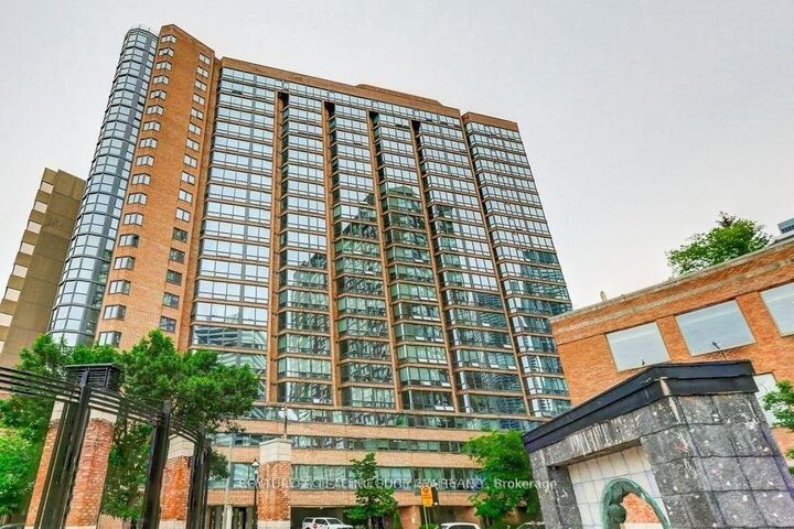 1055 Bay Street 407 — photo 1