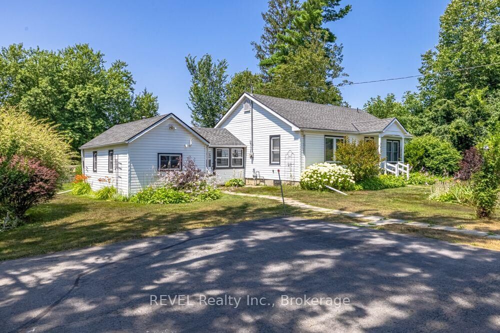 Property Photo: 247 Nicolas Road ON L0S 1N0
