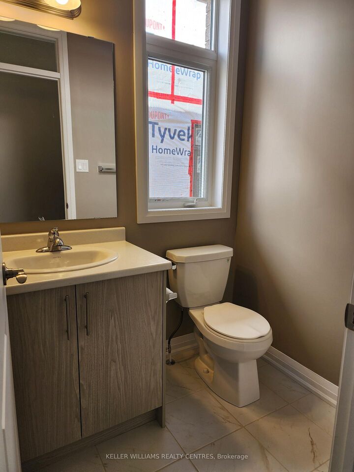 Property Photo:  59 Copperhill Heights  ON L9J 0K6 