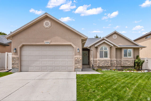 Property Photo: 13298 S Cedar Park Dr UT 84096