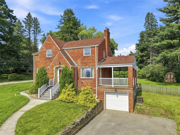 Property Photo: 201 Broughton Rd PA 15102