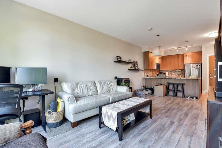 Property Photo: 4307 Hastings Street 203 BC V5C 2J7