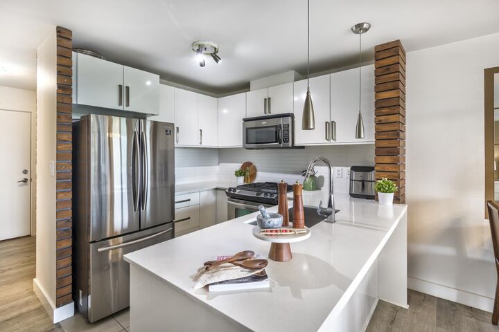 Property Photo: 9868 Cameron Street 1606 BC V3J 0A5