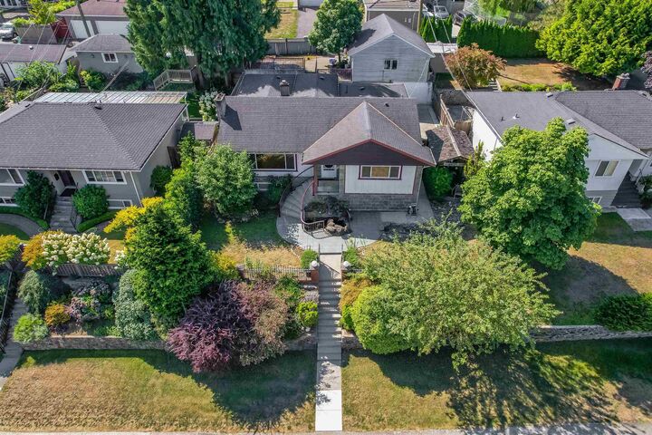 Property Photo:  4116 Gilpin Crescent  BC V5G 2K2 