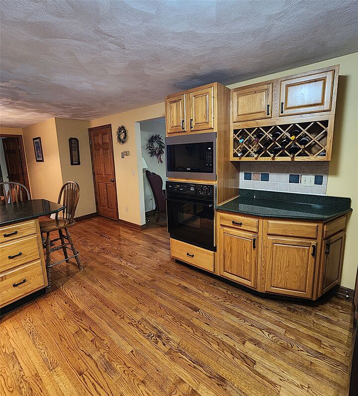 Property Photo:  17 Midwood Drive  NY 13903 