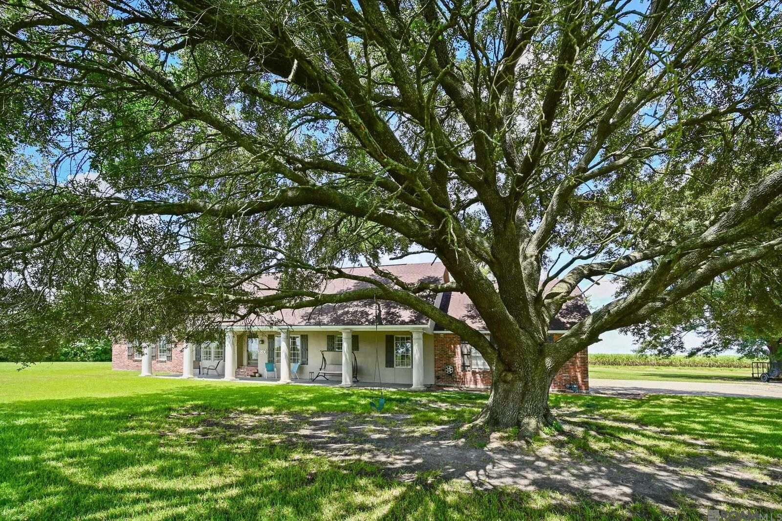 Property Photo:  6806 Section Rd  LA 70767 
