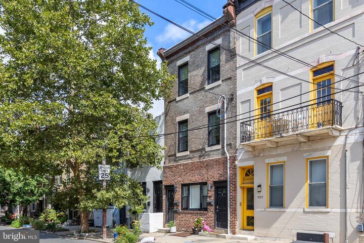 Property Photo:  507 Christian Street  PA 19147 