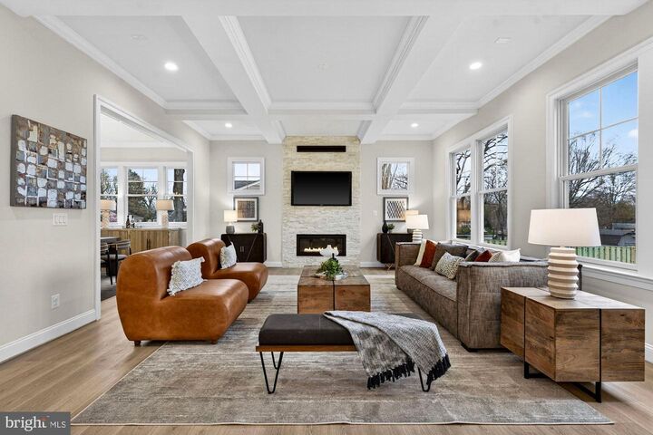Property Photo: 902 Olympian Circle SW VA 22180