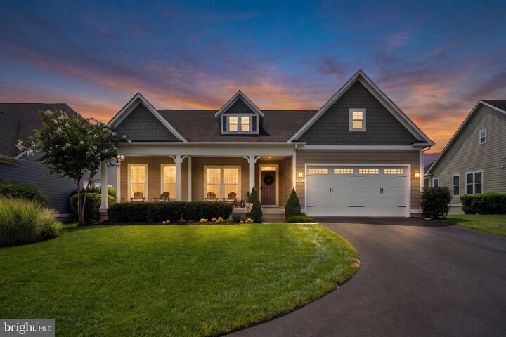 Property Photo:  41089 Haybine Lane  VA 20105 