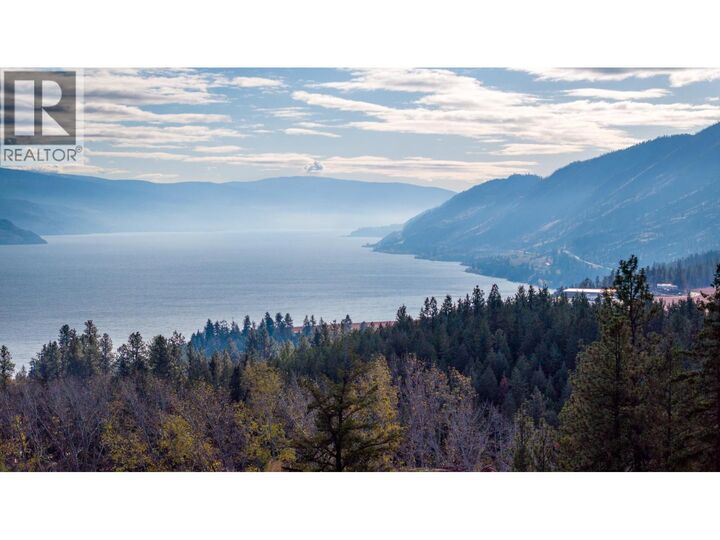 Property Photo:  5135 Maranatha Drive  BC V0H 1X8 