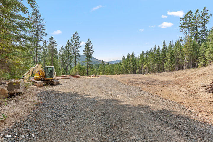 Property Photo:  Nna Meadowbrook Loop  ID 83814 