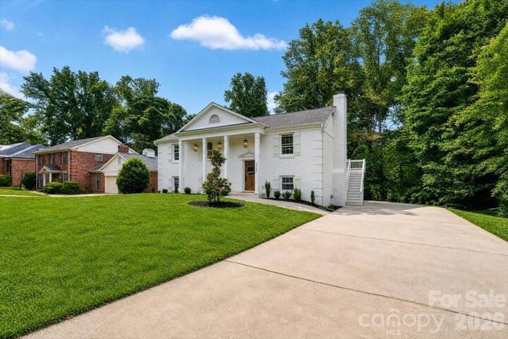 Property Photo:  4752 Autumn Leaf Lane  NC 28277 