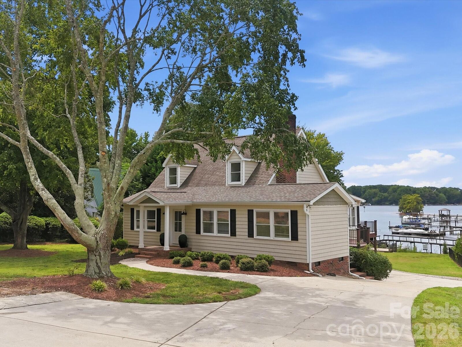 Property Photo:  20845 Lagoona Drive  NC 28031 