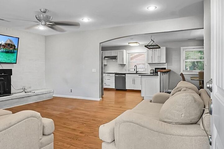 Property Photo:  1139 San Juan Avenue  SC 29407 