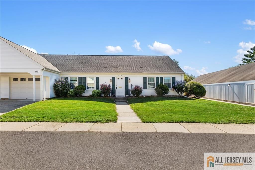 Property Photo:  502 Springfield Way 502A  NJ 08831 