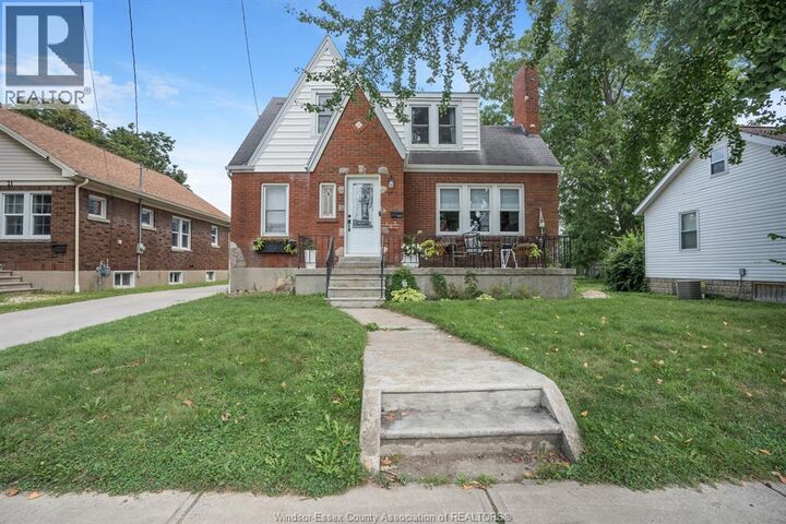 Property Photo:  11 College  ON N7M 4W7 