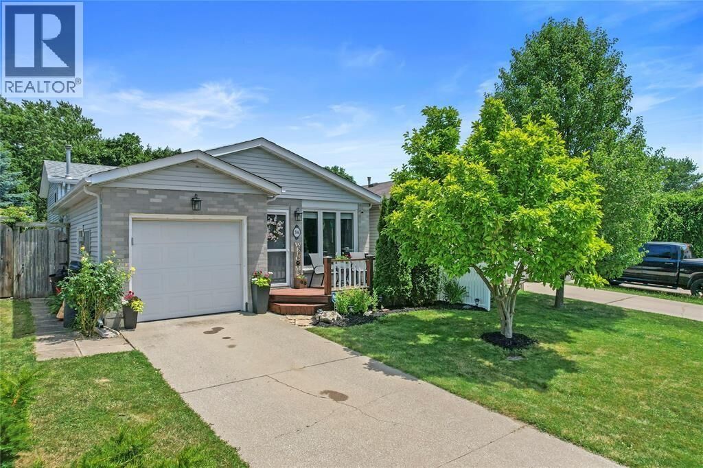 Property Photo:  506 Chantel Court  ON N7S 6H7 
