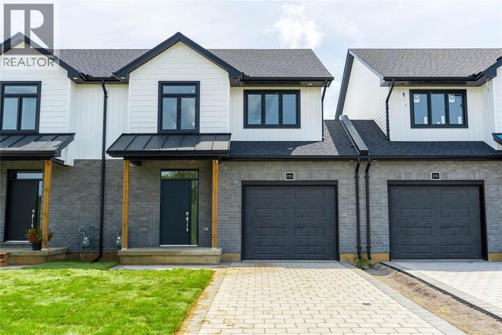 253 McTavish Street — photo 1