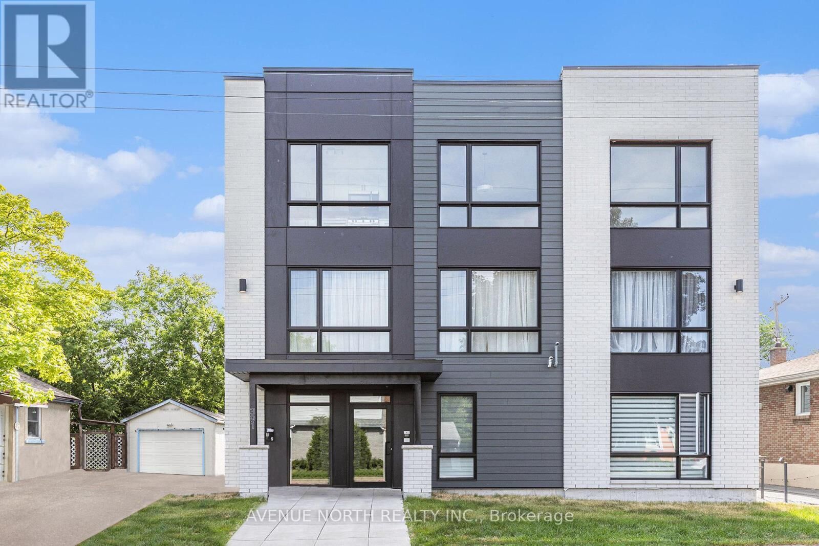 Property Photo:  391 Dieppe Street 02  ON K1L 6V3 