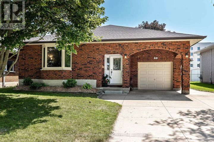 23 Sprung Court — photo 1