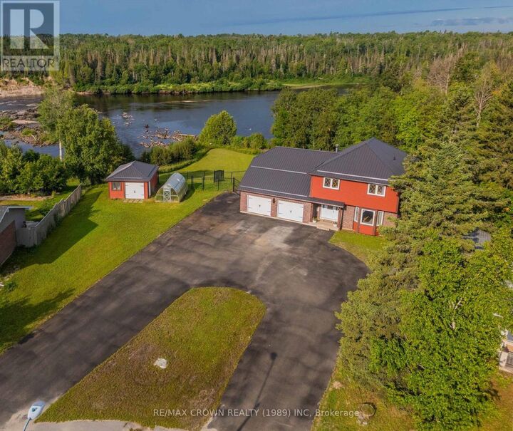 64 Kimberly Drive — photo 1