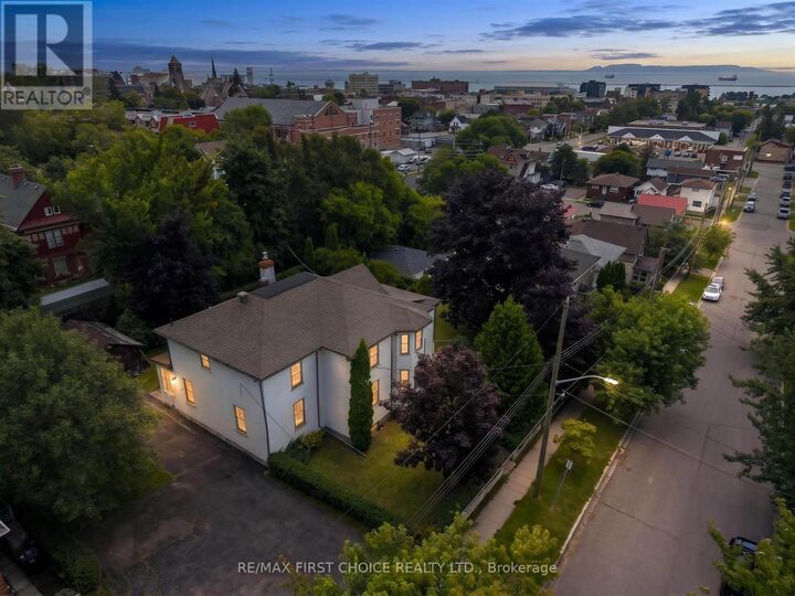 348 Ambrose Street — photo 1